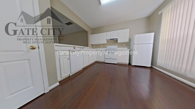 Foto del edificio - 3983 Elizabeth Glen Way