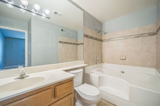Building Photo - 2967 Juniper Hills Blvd