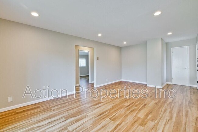 Building Photo - 445 Carneros Ave