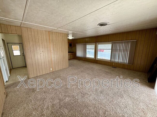 Foto del edificio - 73430 Colonial Dr