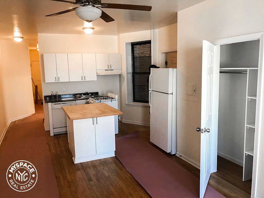 Foto principal - 256 Gates Ave
