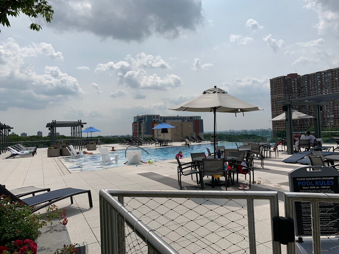 Foto principal - 3 Martha Washington Way Apt #100-1, Fort L...