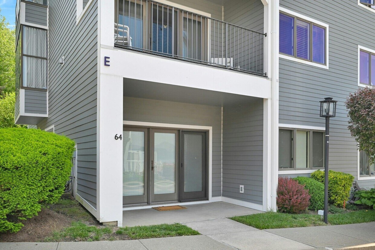 Foto principal - 64 Hudson Point Ln