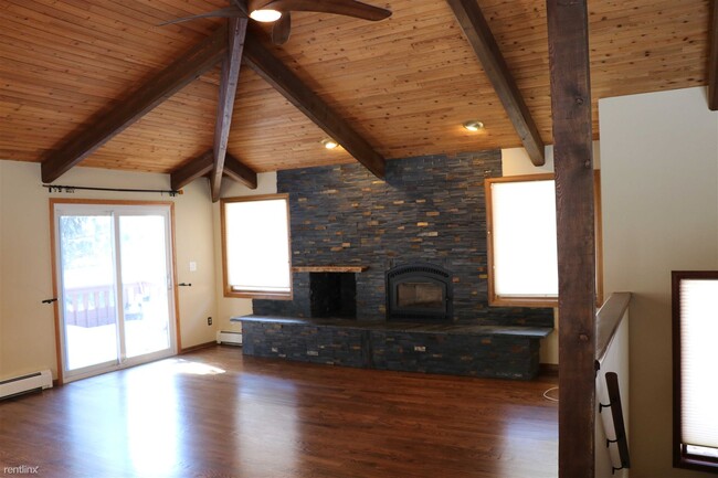 Foto del edificio - 3 br, 2.5 bath House - 24343 Paragon Place