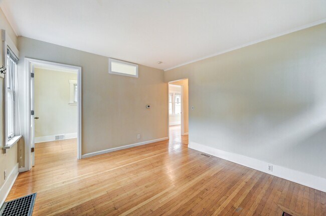 Foto del edificio - 5245 11th Ave NE