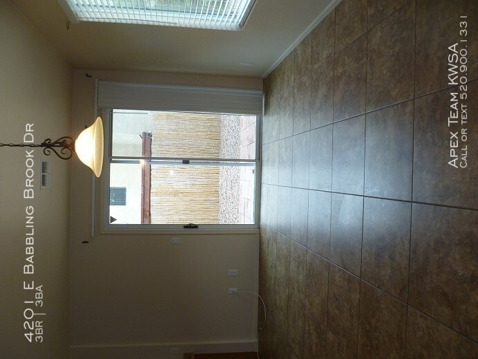 Building Photo - 4201 E Babbling Brook Dr