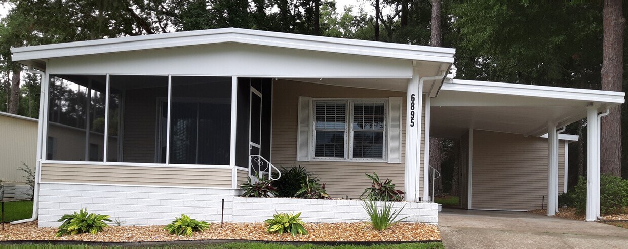 Foto principal - 6895 Easy St