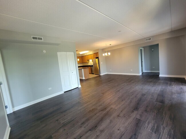 Foto del edificio - 3420 N Old Arlington Heights Rd