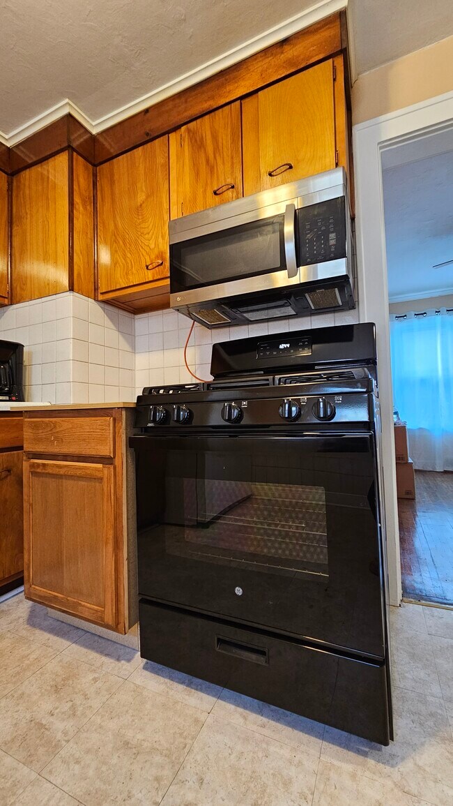 Building Photo - 362 Windermere Blvd