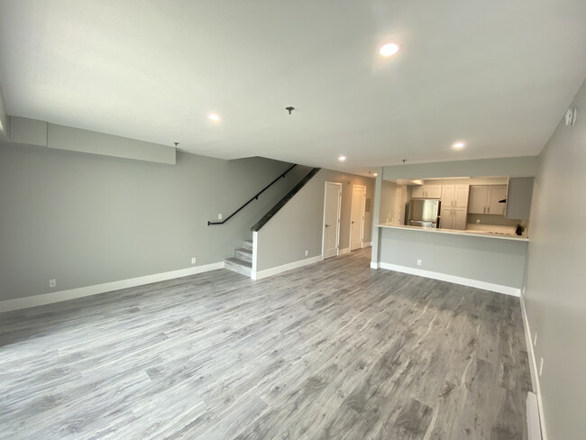 Building Photo - 6740 Franklin Place, Unit 201 and 204, LA