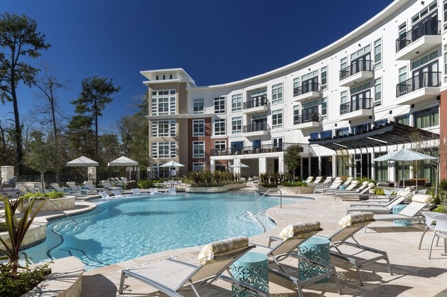 Building Photo - The Belvedere at Springwoods Village