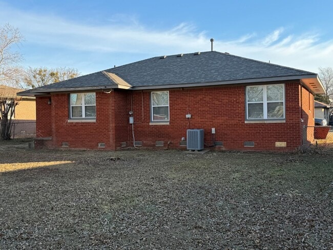 Building Photo - 1400 Rickey Rd