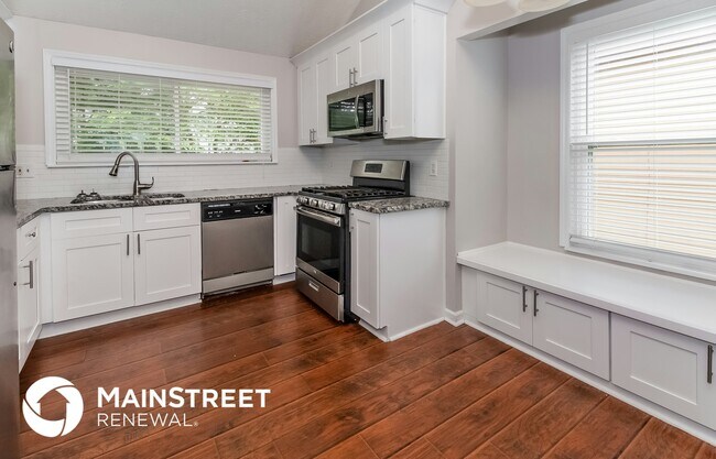 Foto del edificio - 3020 Creel Rd