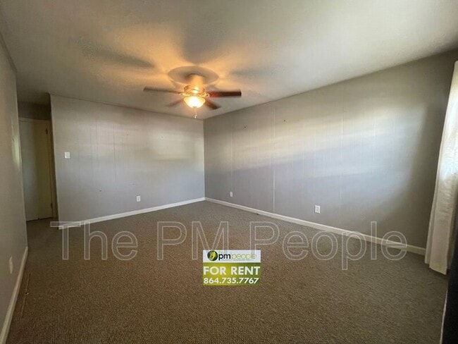 Building Photo - 11 Lenox Ave