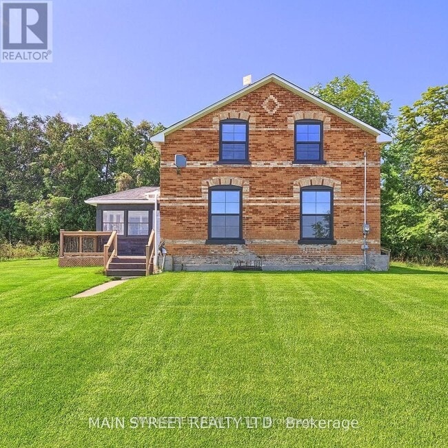 Building Photo - 1579 Gilford Rd
