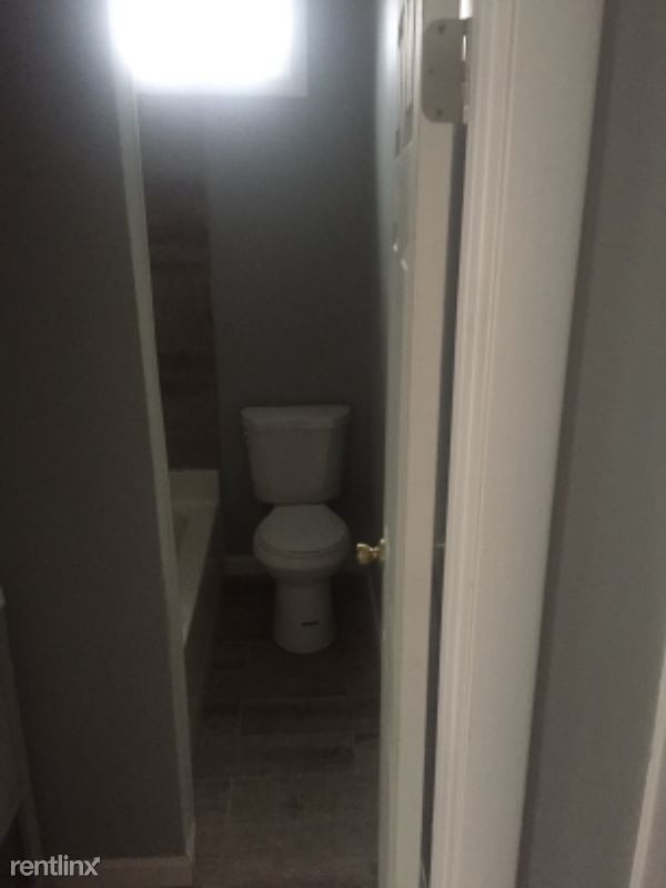 Building Photo - 40-42 Fletcher St