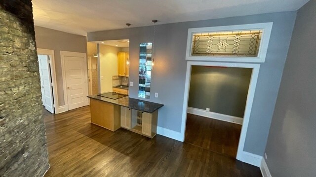 Building Photo - 20 E Goethe St
