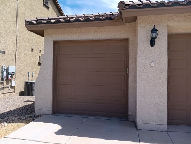 Building Photo - Four bedroom - Two bath, in Rio Rancho, St...