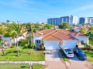 Building Photo - 8657 Villanova Dr