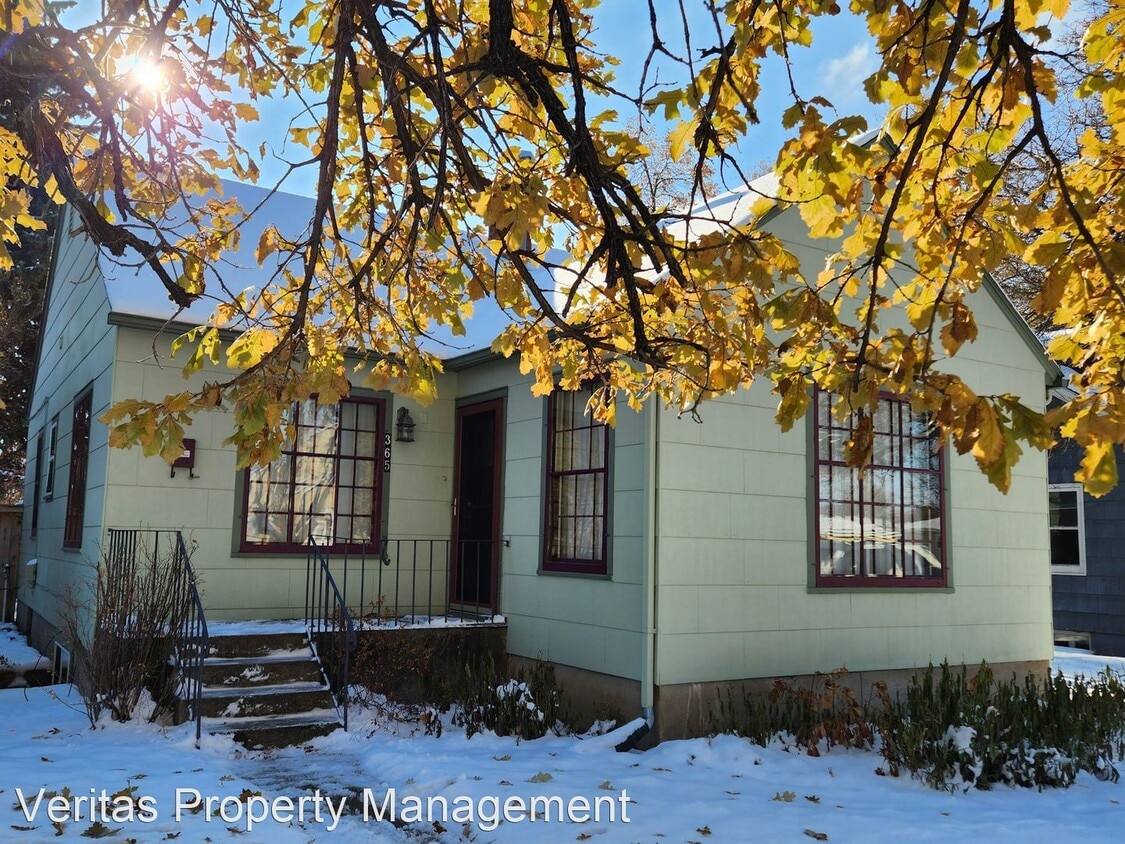 Primary Photo - 3 br, 1.5 bath House - 365 Burlington Avenue