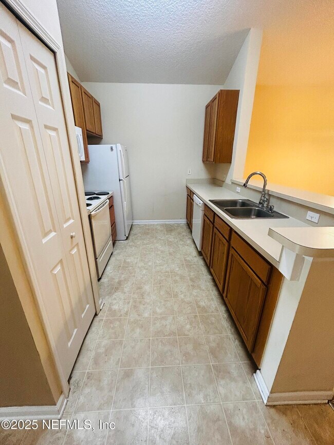 Foto del edificio - 2392 Old Pine Trail