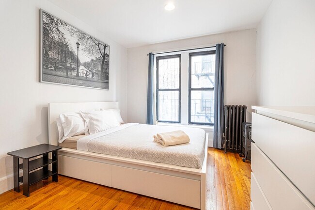 Foto del edificio - 315 E 95th St