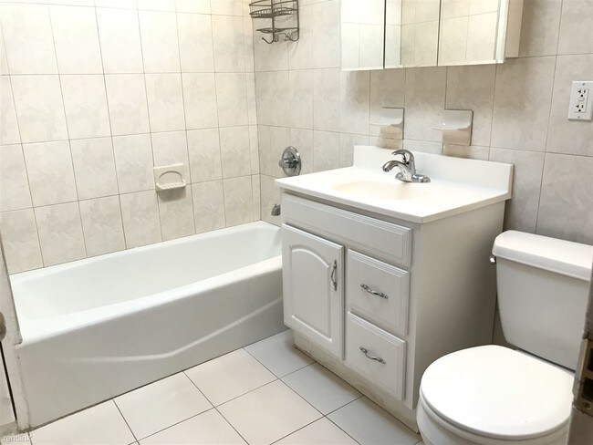 Foto del edificio - 3147 44th St