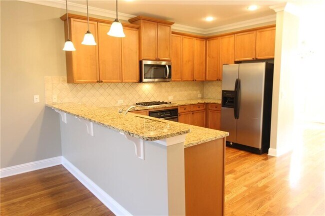 Building Photo - 10930 Gallier St