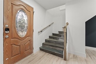Building Photo - 9919 Golden Sunshine Dr