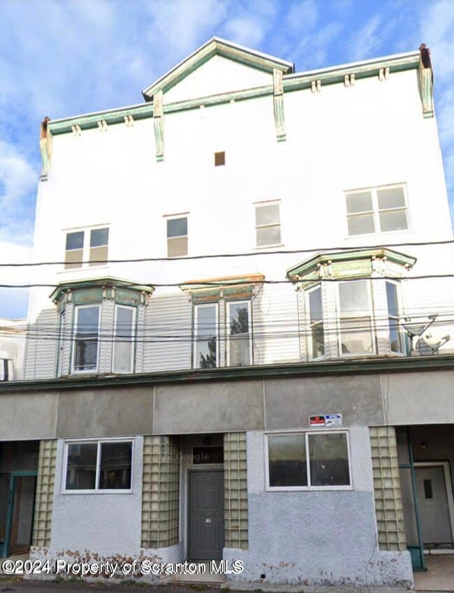 Building Photo - 316-316 W Market St