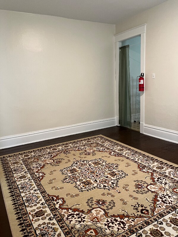 Foto principal - 992 Linton St