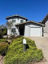 Building Photo - 480 Sand Dollar Dr