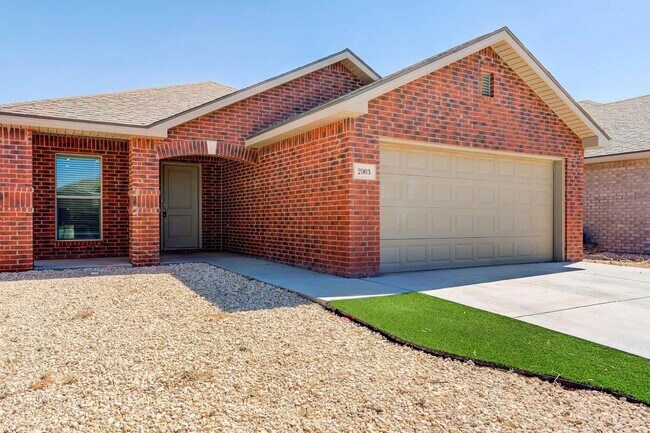 Foto del edificio - New 3/2/2 in Frenship ISD with Turf Backyard