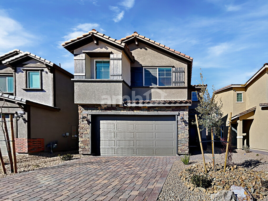 Foto principal - 10453 Beavertail Hill Ave