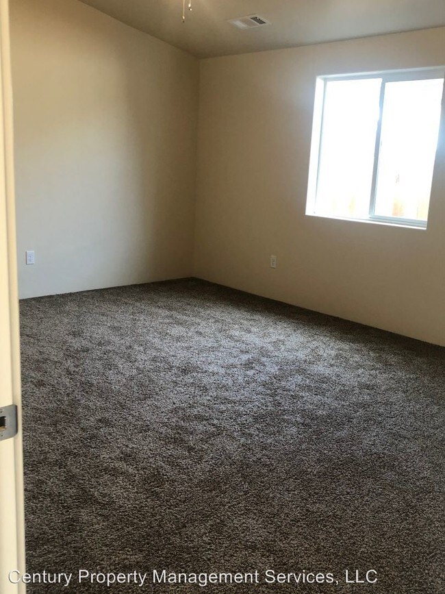 Building Photo - 3 br, 2 bath House - 1802 Aster Street