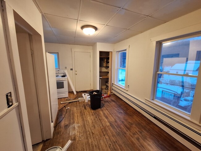 Building Photo - Morse Ave