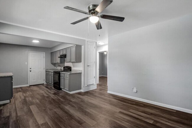 Building Photo - 2783 Douglass Ave