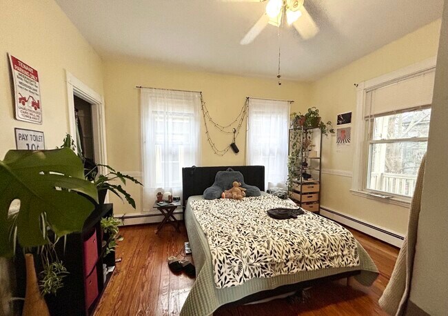 Building Photo - 38 Cherokee St