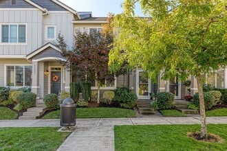 Building Photo - 21785 SW Berkshire Terrace
