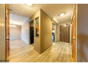 Building Photo - 78 10th St E