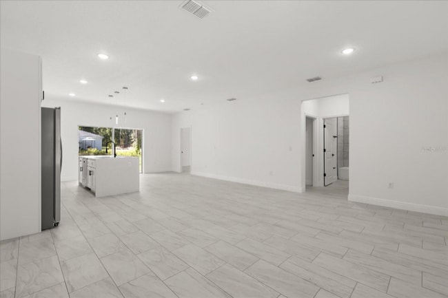 Foto del edificio - 540 E Elgrove Dr