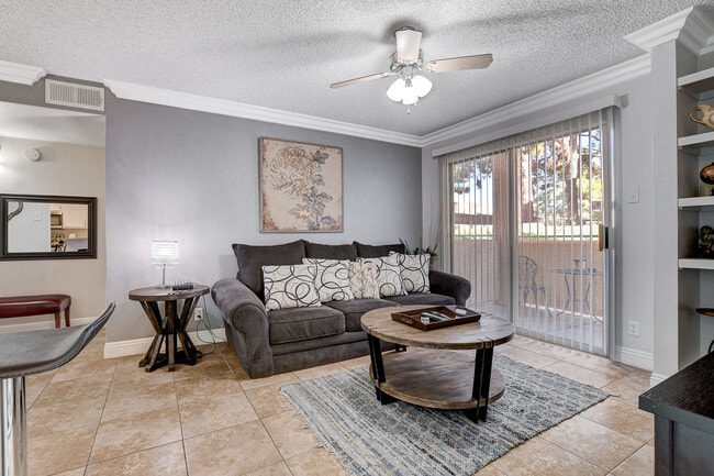 Building Photo - Flamingo Polo Club