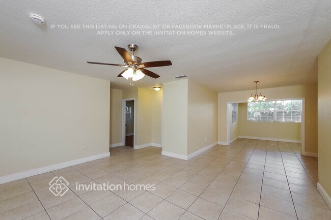 Foto del edificio - 7438 Taft St