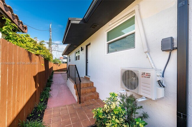 Foto del edificio - 3321 NW 19th Terrace