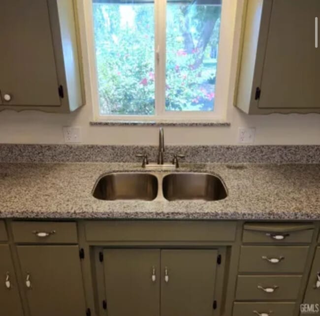 Foto del edificio - 501 N California Ct