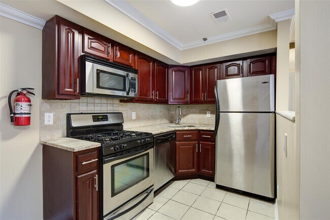 Building Photo - 401 Bergenline Ave