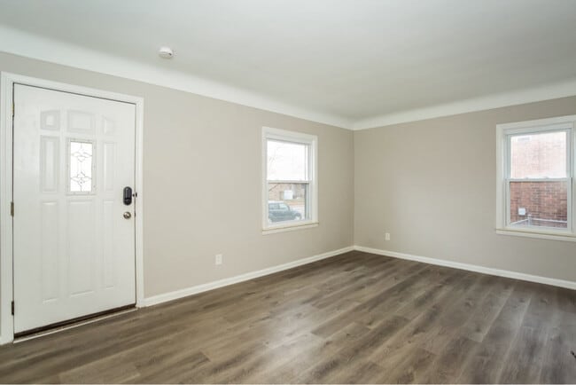 Building Photo - 15710 Stephens Rd