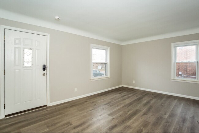 Foto del edificio - 15710 Stephens Rd