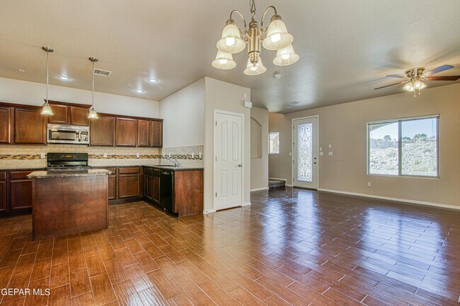 Building Photo - 6680 Boulder Canyon Ln