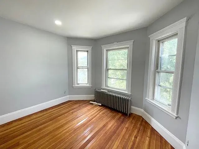Building Photo - 44 Ashley St